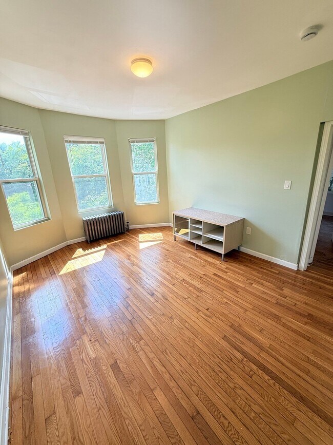 Photo - 154 Stanwood St Unit 3