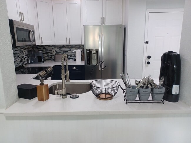 Photo - 23540 Walden Center Dr