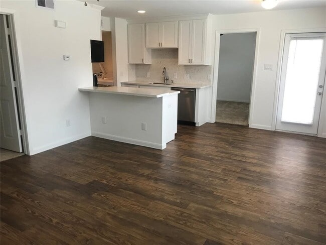 Photo - 2750 Holly Hall St Unit 1907