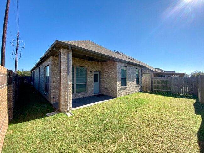 Photo - 7043 Coneflower Creek Ct