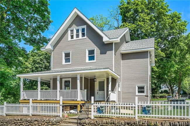 Photo - 49 Rockledge Ave Unit 2