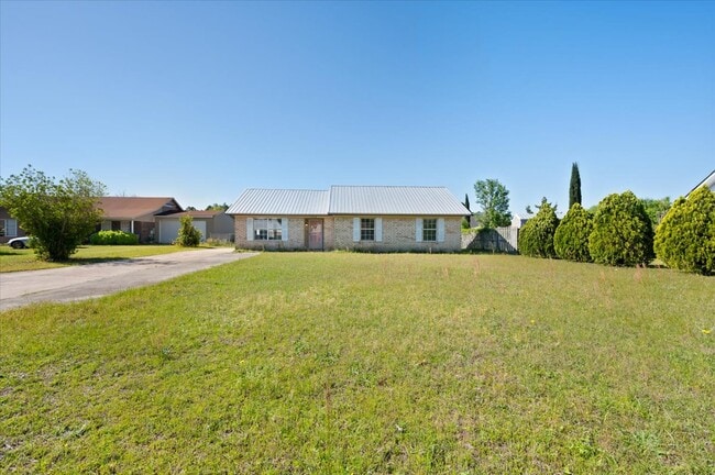 Photo - 756 Melissa Dr