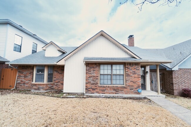 1901 Wyatt Dr