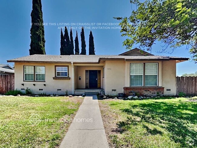 Building Photo - 9930 Montgomery Ave Rental