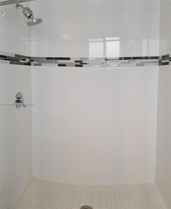 2651 NE 212th Terrace Unit 207