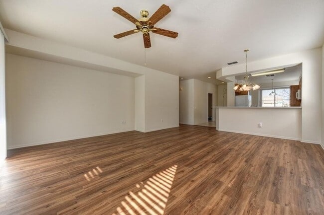 Photo - Cute 2bd/2ba home in 55+ Sun City Roseville