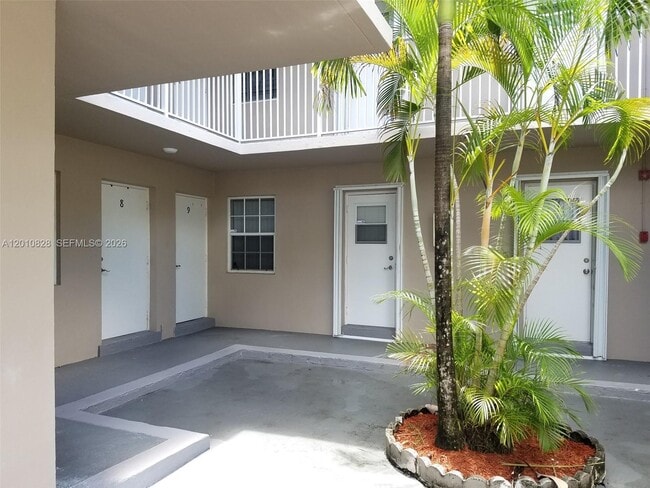 Building Photo - 6565 Santona St Unit B8