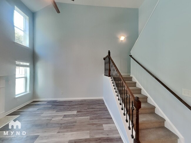 Photo - 182 Red Admiral Ct