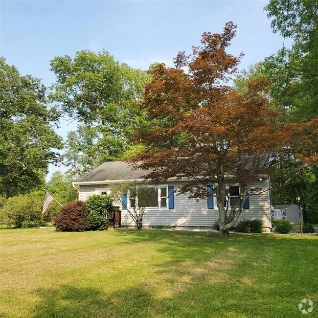 Building Photo - 5329 Searsville Rd Rental