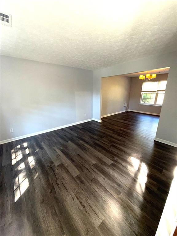 Photo - 1581 Water Lily Way SE