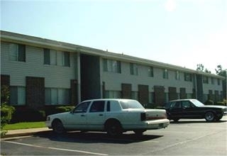 Indian Oaks - Indian Oaks Apartments