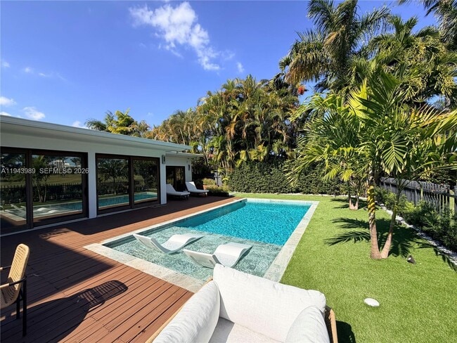 Photo - 5911 Alton Rd