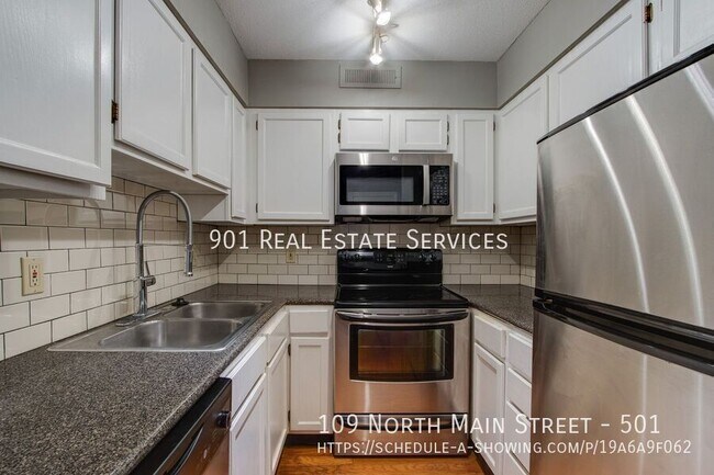 109 N Main St