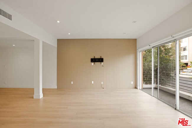 Photo - 10630 Wilkins Ave Unit 102