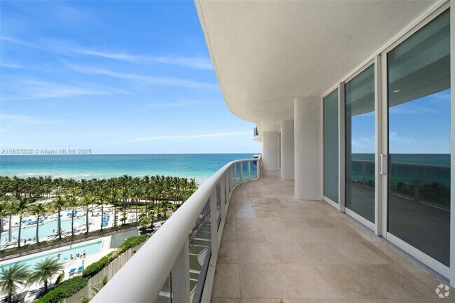 Building Photo - 9601 Collins Ave Unit 1002 Rental