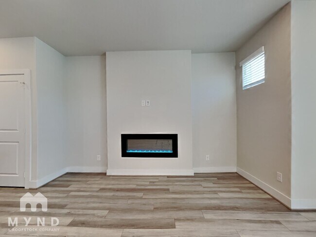 Photo - 8851 Oakland Rd