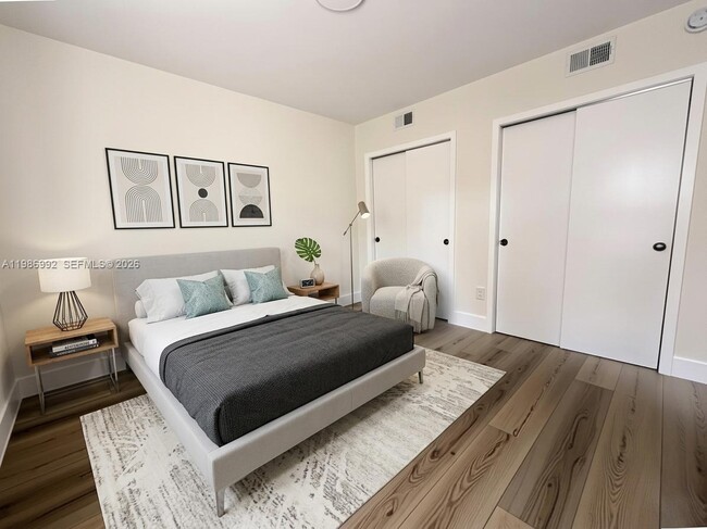 Photo - 1904 SW 17th Ave Unidad 3