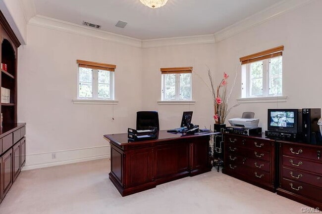 Building Photo - 1601 Highland Oaks Dr Rental
