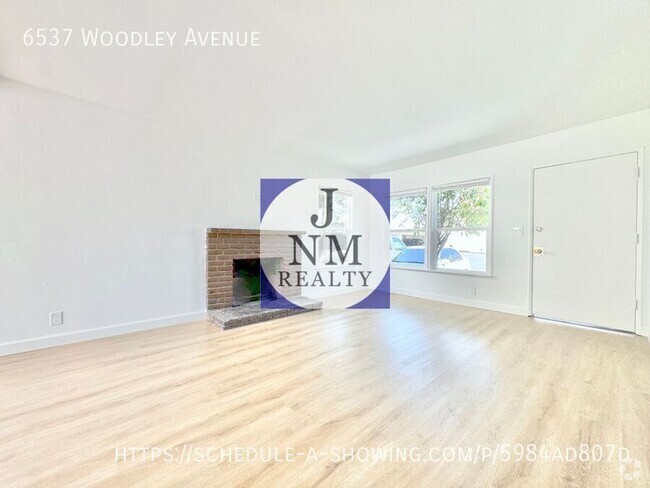 Building Photo - Newly remodeled 3 Bedroom + 1.5 Bath House...