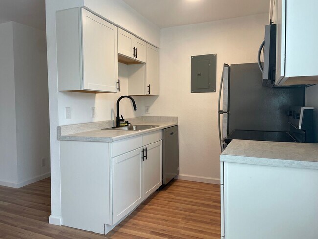 Photo - North Campus 1x1 @ University Quarters