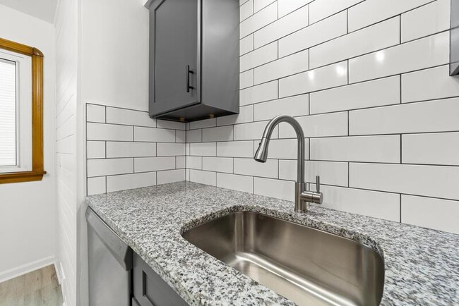 Photo - 6229 Stanbury Rd Condo
