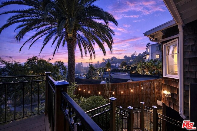 Building Photo - 2431 N Gower St