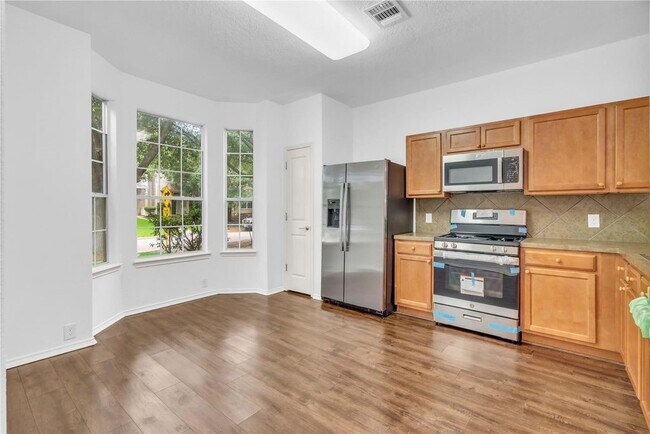 Photo - 23838 Township Elm St