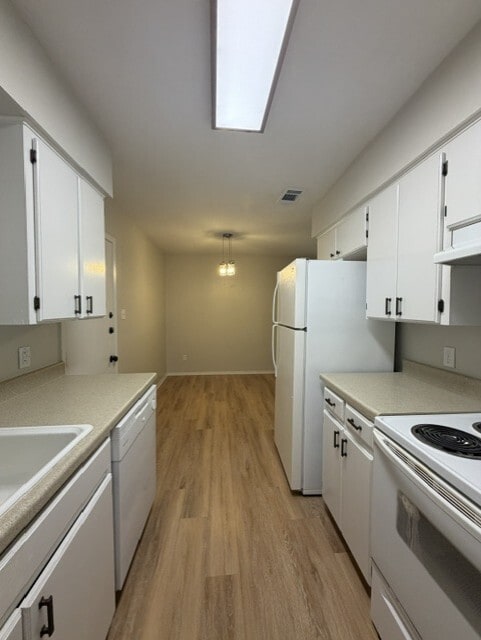 Photo - 2601 N Jefferson Ave Unit 2601 N Jefferson #1