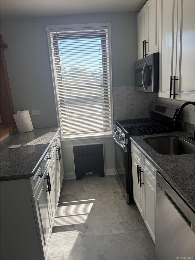 555 McLean Ave Unit 6F