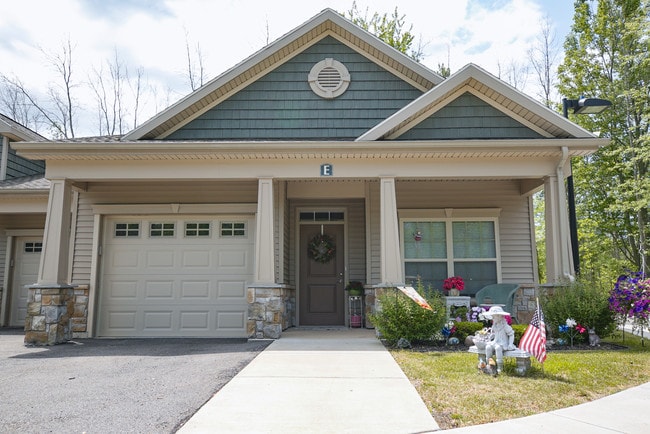 Casas con patio/villa - Fox Creek Estates