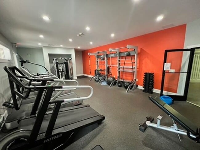Photo - 2 Bedroom Flat at Woodlands of Clemson