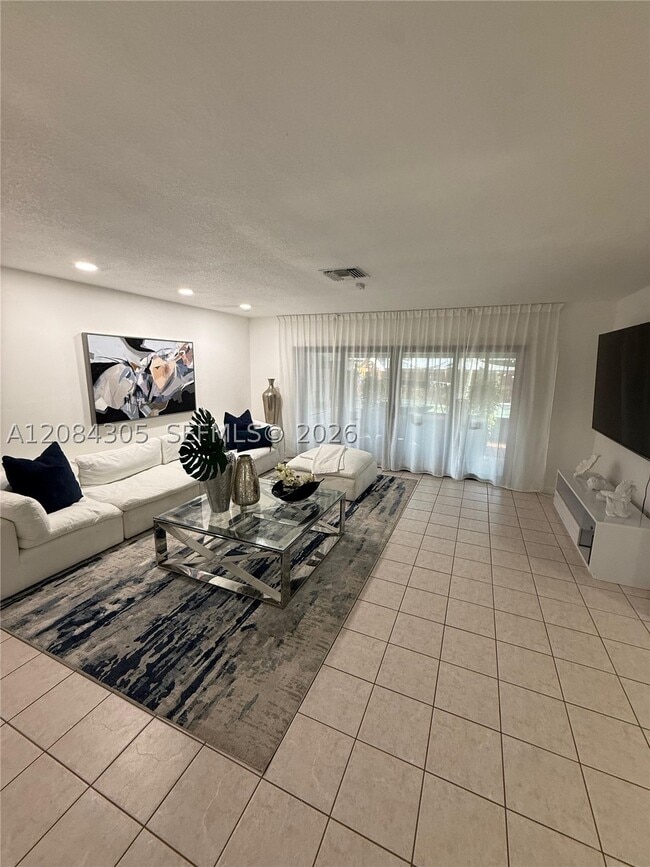 308 NW 19th St