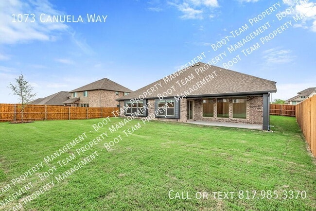 Photo - 1073 Canuela Way