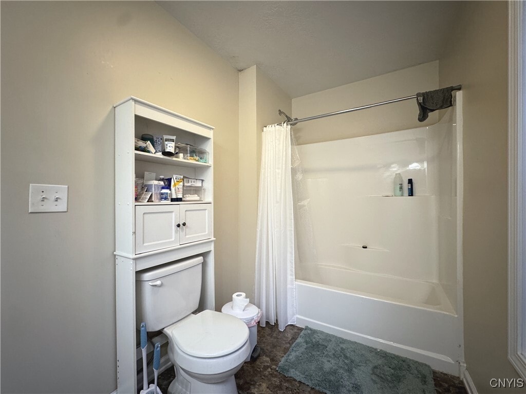 Photo - 222 Academy St