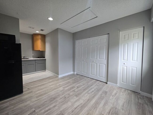 Photo - EFFICIENCY IN DELTONA AVAILABLE NOW, UTILI...