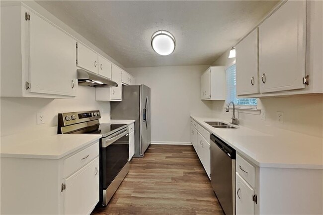 Photo - 6460 River Hill Dr