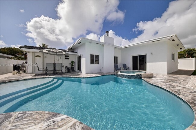 Photo - 2161 NE 62nd Ct