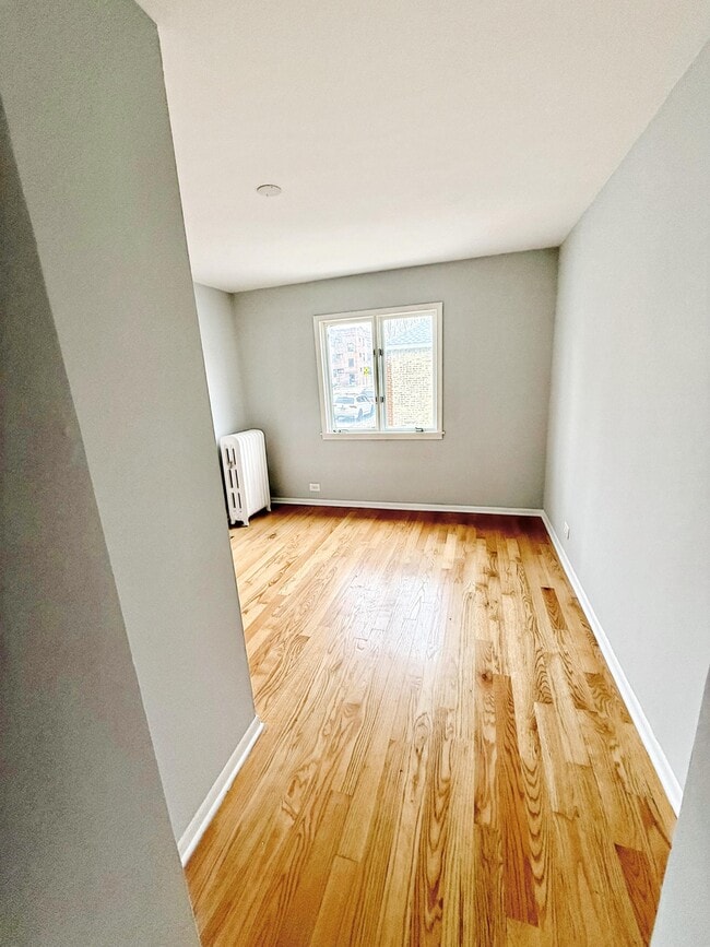 Photo - 4241 N Laramie Ave Unit 3