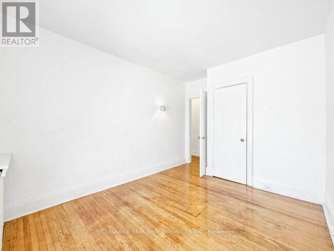 Photo - 12 Kendal Ave