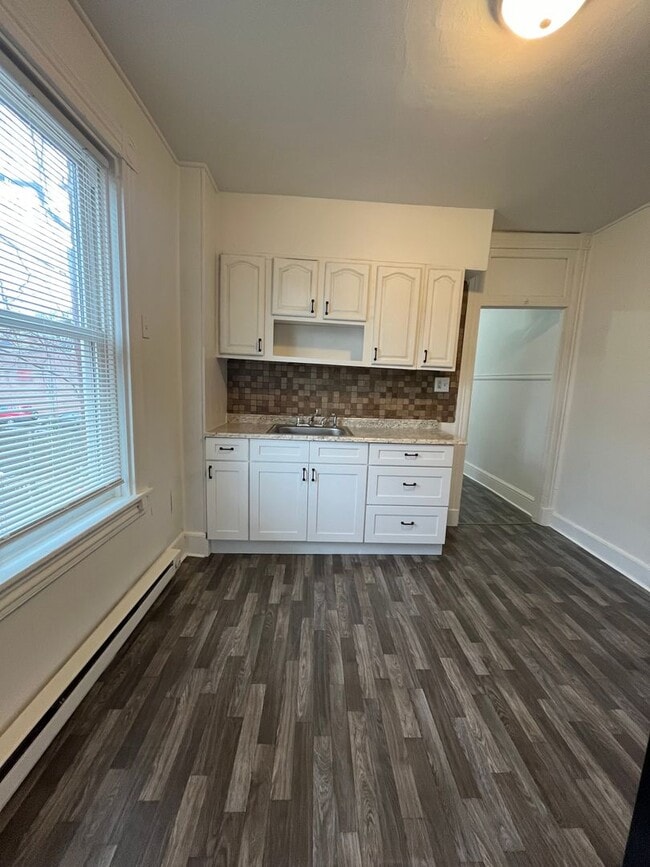 Photo - 11 N Ann St Unidad Apt 2