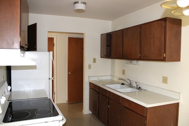 Photo - Butterworth Apartments