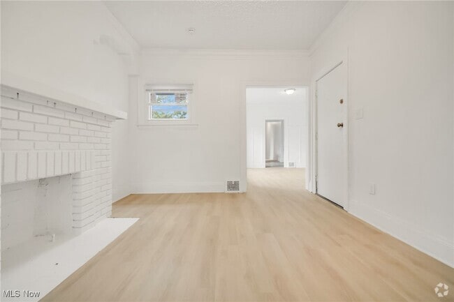Building Photo - 3381 E 143rd St Unit 3 Rental