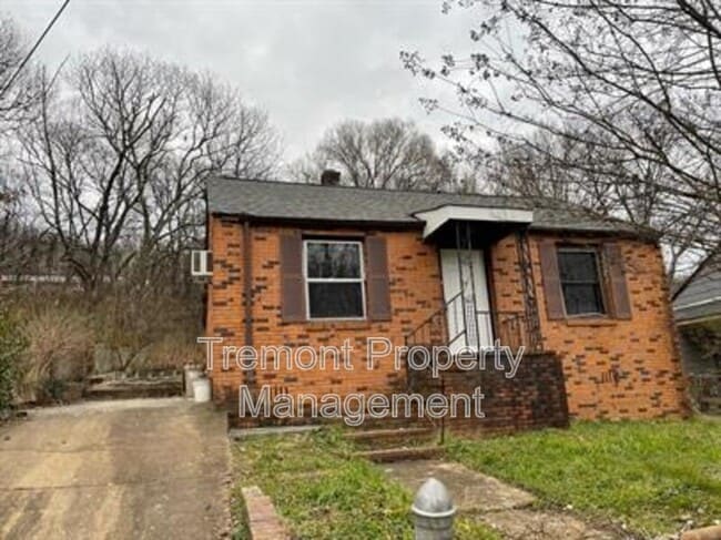 Building Photo - 2426 13th Ave Rental
