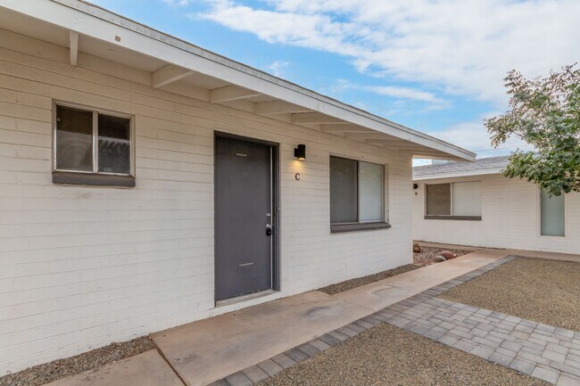 Photo - 2012 S Granada Dr Unidad D