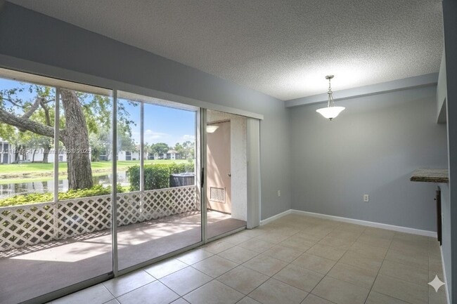 Photo - 7106 Glenmoor Dr Unit 7106