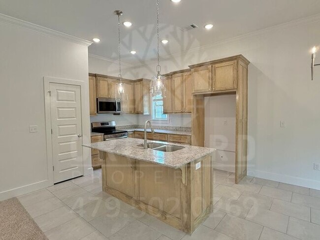 Photo - Single-Family Home- 2 Bed/ 2 Bath w/ Hobby...