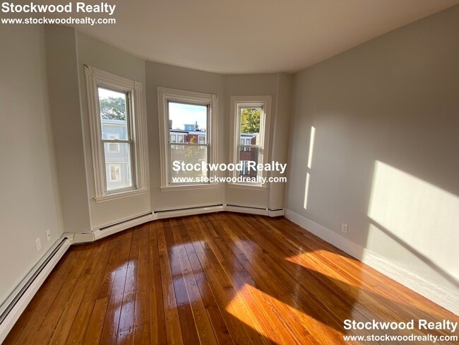 Photo - 632 Dorchester Ave Unit 3