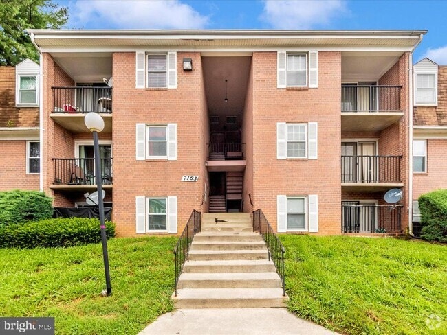 Building Photo - 7165 Cross St Unit T-2 Rental