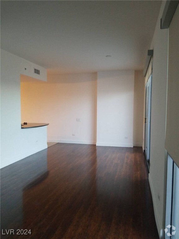 Building Photo - 200 W Sahara Ave Unit 1509 Rental