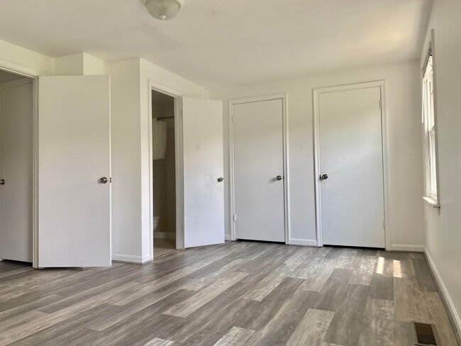 Photo - 7351 Crestleigh Cir